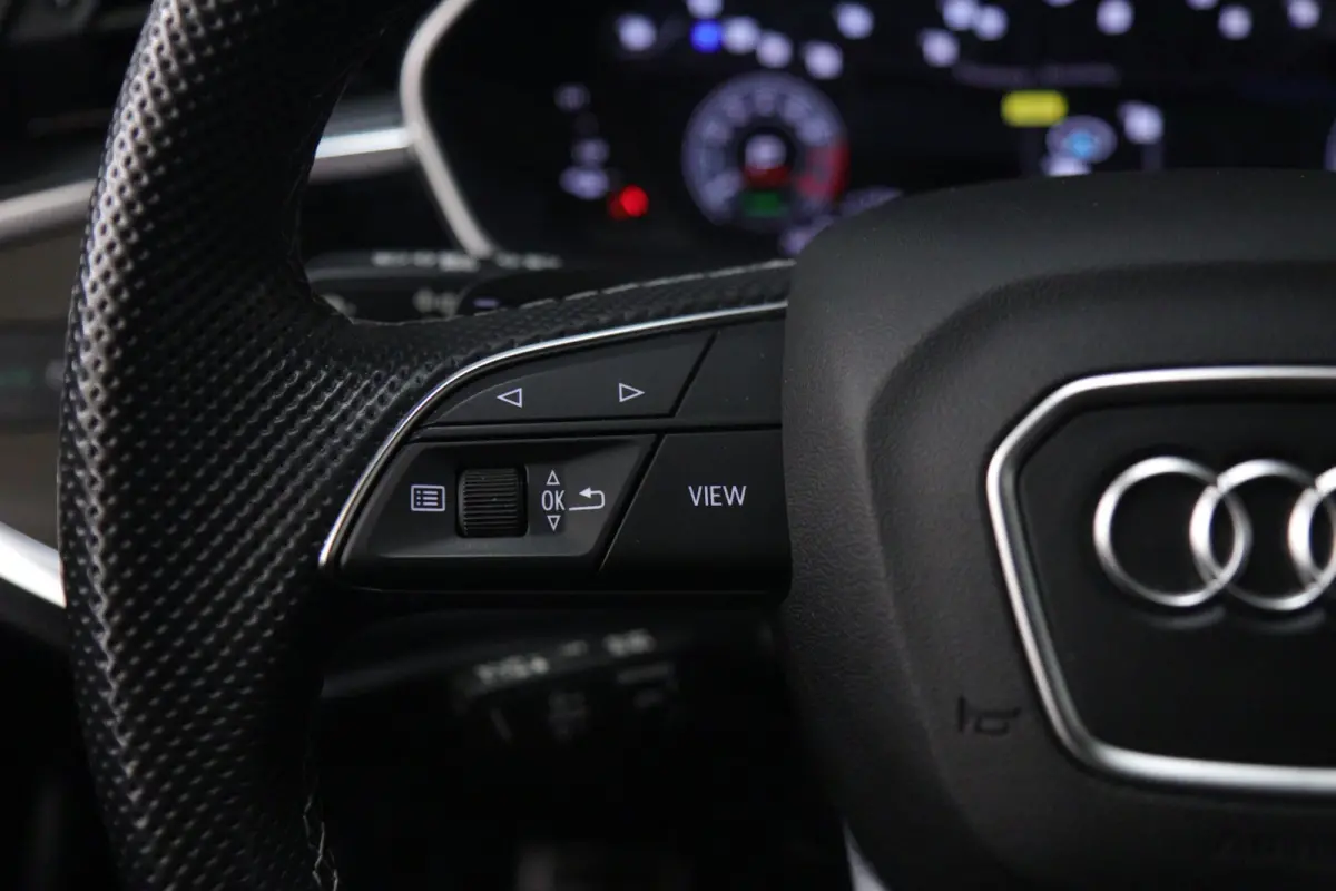 45 TFSI e 3X S-Line /PANO/CARPLAY/KEYLES/STOELV/BOMVOL