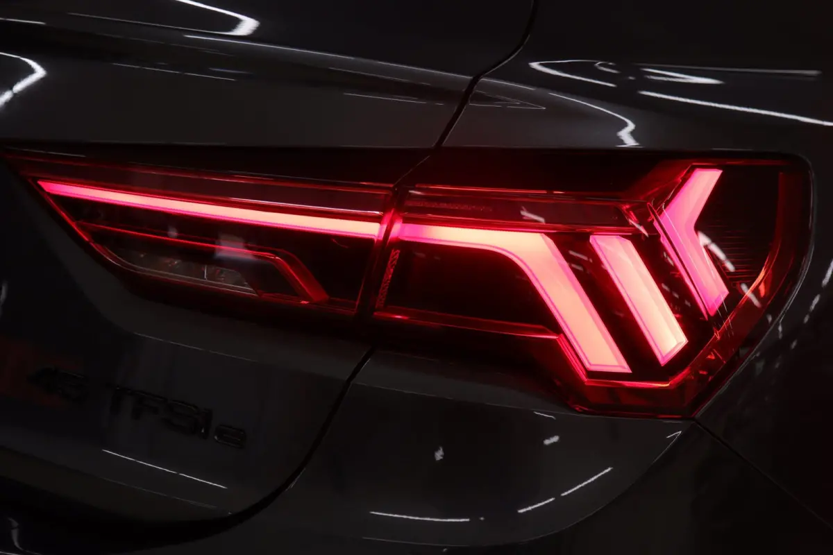 45 TFSI e 3X S-Line /PANO/CARPLAY/KEYLES/STOELV/BOMVOL