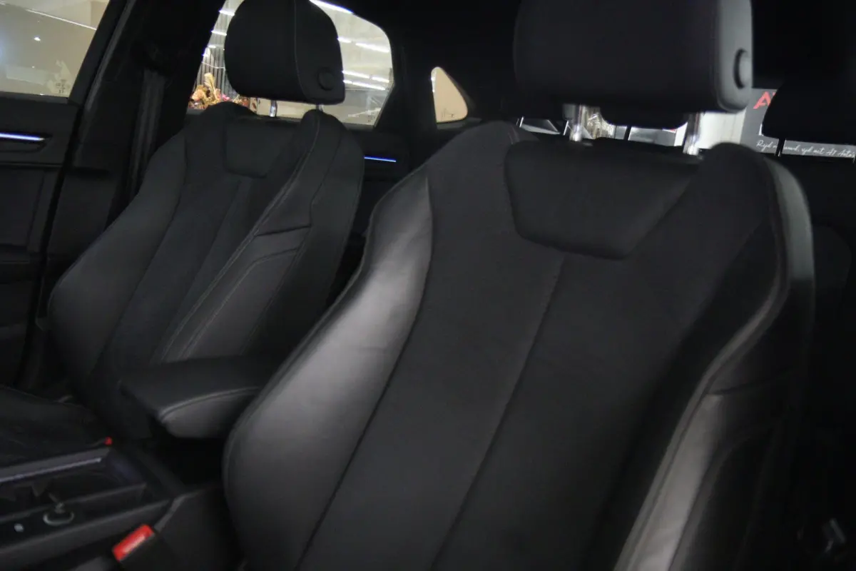 45 TFSI e 3X S-Line /PANO/CARPLAY/KEYLES/STOELV/BOMVOL
