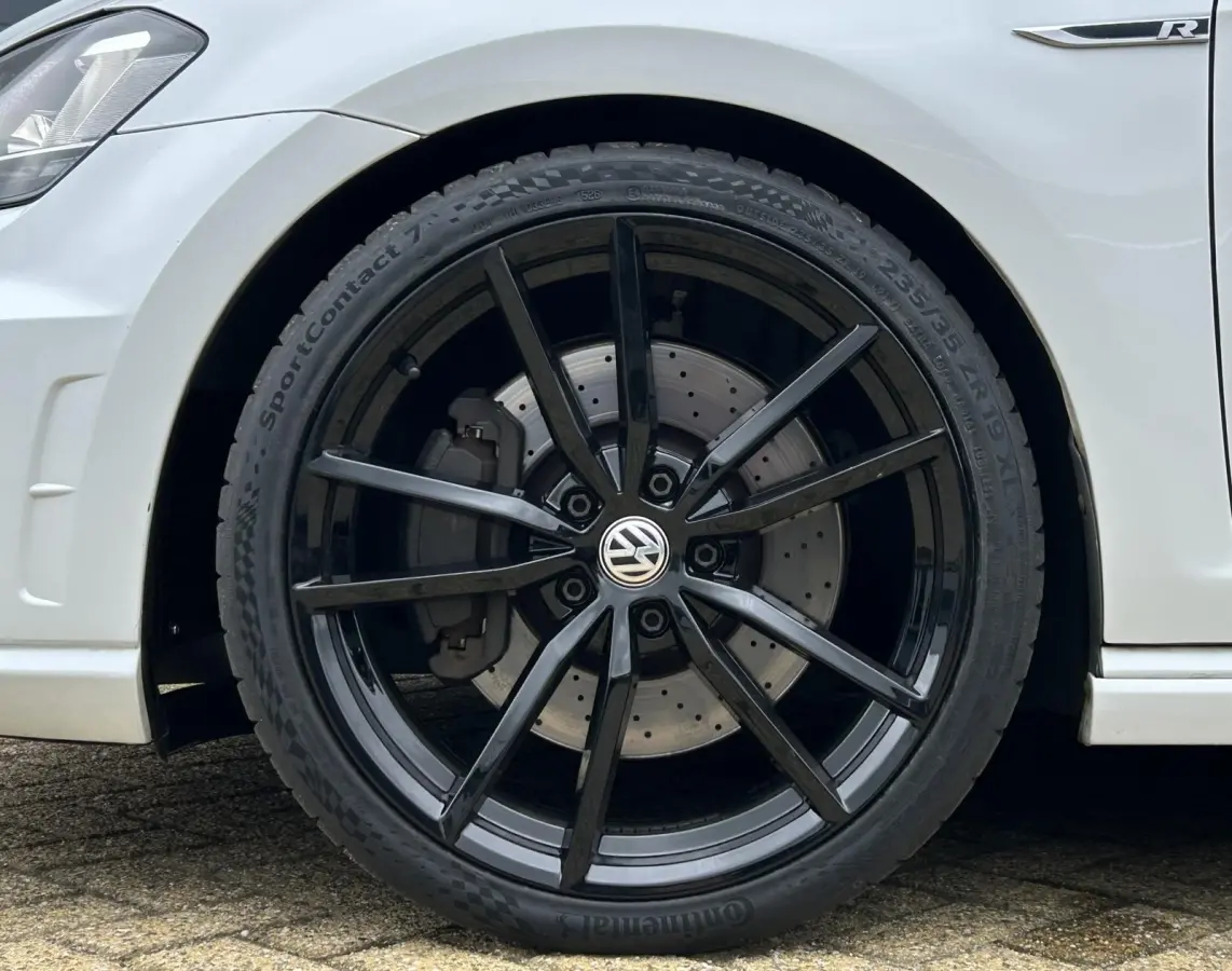 2.0 TSI R 4Motion 300PK | BOMVOL | LIEFHEBBERS AUTO! | PANO | Nieuwe APK | Nieuwe Kettingen | Recent Groot Onderhoud Uitgevoerd door een TSI Specialist | 4 Nieuwe Conti Sport Contact 7 Bande