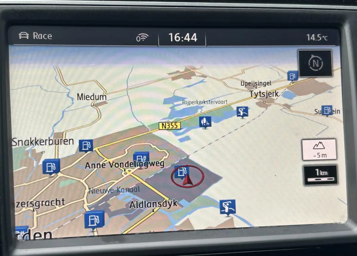 2.0 TSI R 4Motion 300PK | BOMVOL | LIEFHEBBERS AUTO! | PANO | Nieuwe APK | Nieuwe Kettingen | Recent Groot Onderhoud Uitgevoerd door een TSI Specialist | 4 Nieuwe Conti Sport Contact 7 Bande