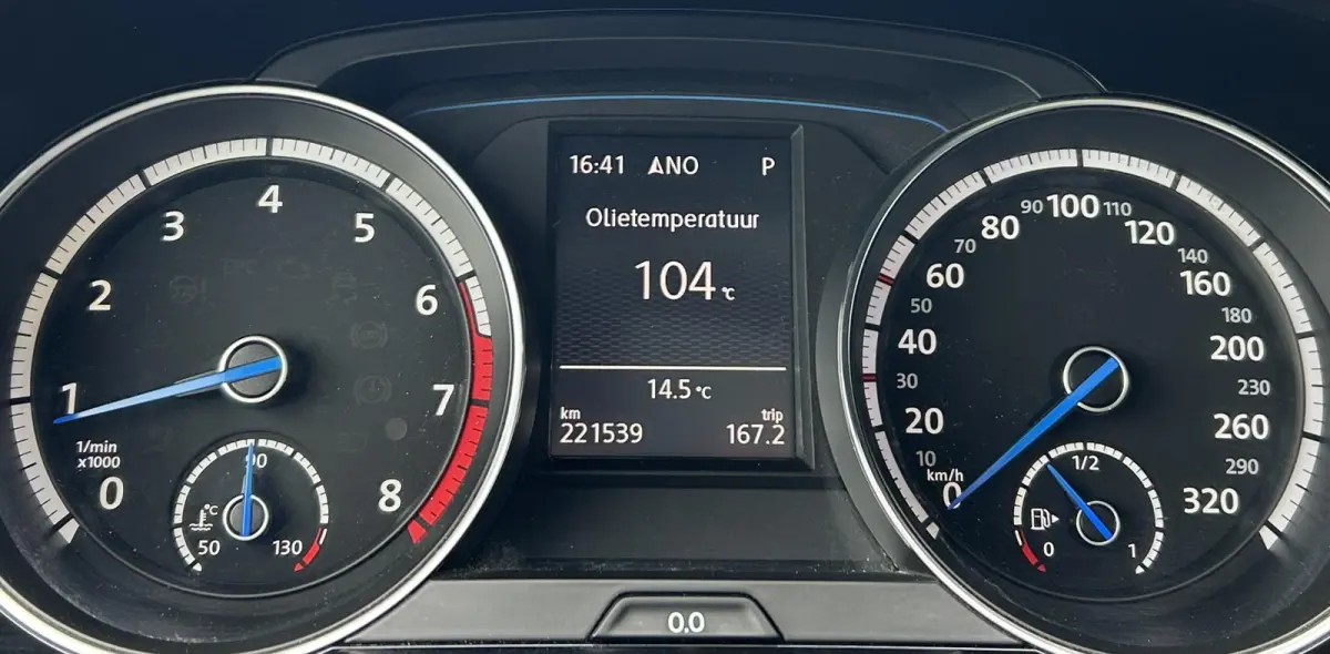 2.0 TSI R 4Motion 300PK | BOMVOL | LIEFHEBBERS AUTO! | PANO | Nieuwe APK | Nieuwe Kettingen | Recent Groot Onderhoud Uitgevoerd door een TSI Specialist | 4 Nieuwe Conti Sport Contact 7 Bande