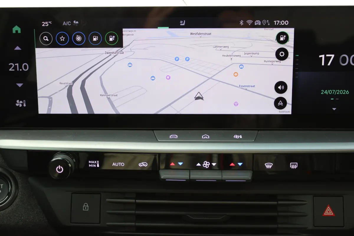 1.6 Turbo Plug-in-Hybrid Ultimate / Navigatie / 360 Camera / LEDER / Panoramadak / Parkeersensoren / Keyless / Stuur -en Stoelverwarmd / 20" LMV