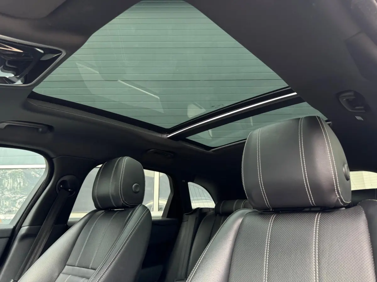 2.0 I4 AWD R-Dynamic HSE