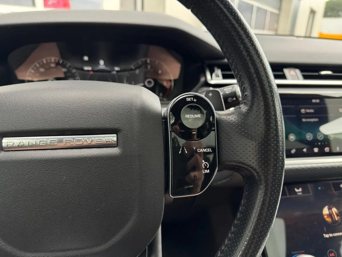 2.0 I4 AWD R-Dynamic HSE