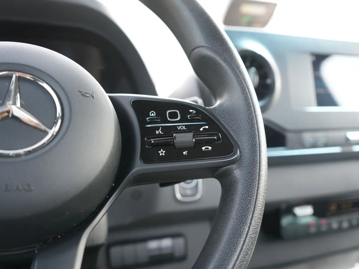 Oprijwagen 516 2.2 CDI L3 EURO VI-D TIJHOF opbouw | Luchtvering | Apple Carplay | Tachograaf | Trekhaak | Ingebouwde Startkabels | Navigatie | DAB |
