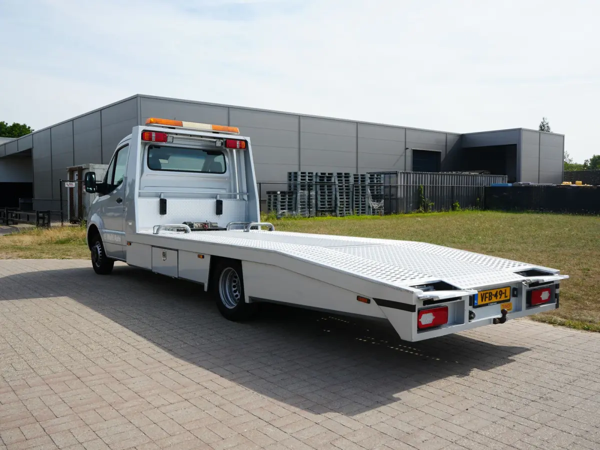 Oprijwagen 516 2.2 CDI L3 EURO VI-D TIJHOF opbouw | Luchtvering | Apple Carplay | Tachograaf | Trekhaak | Ingebouwde Startkabels | Navigatie | DAB |