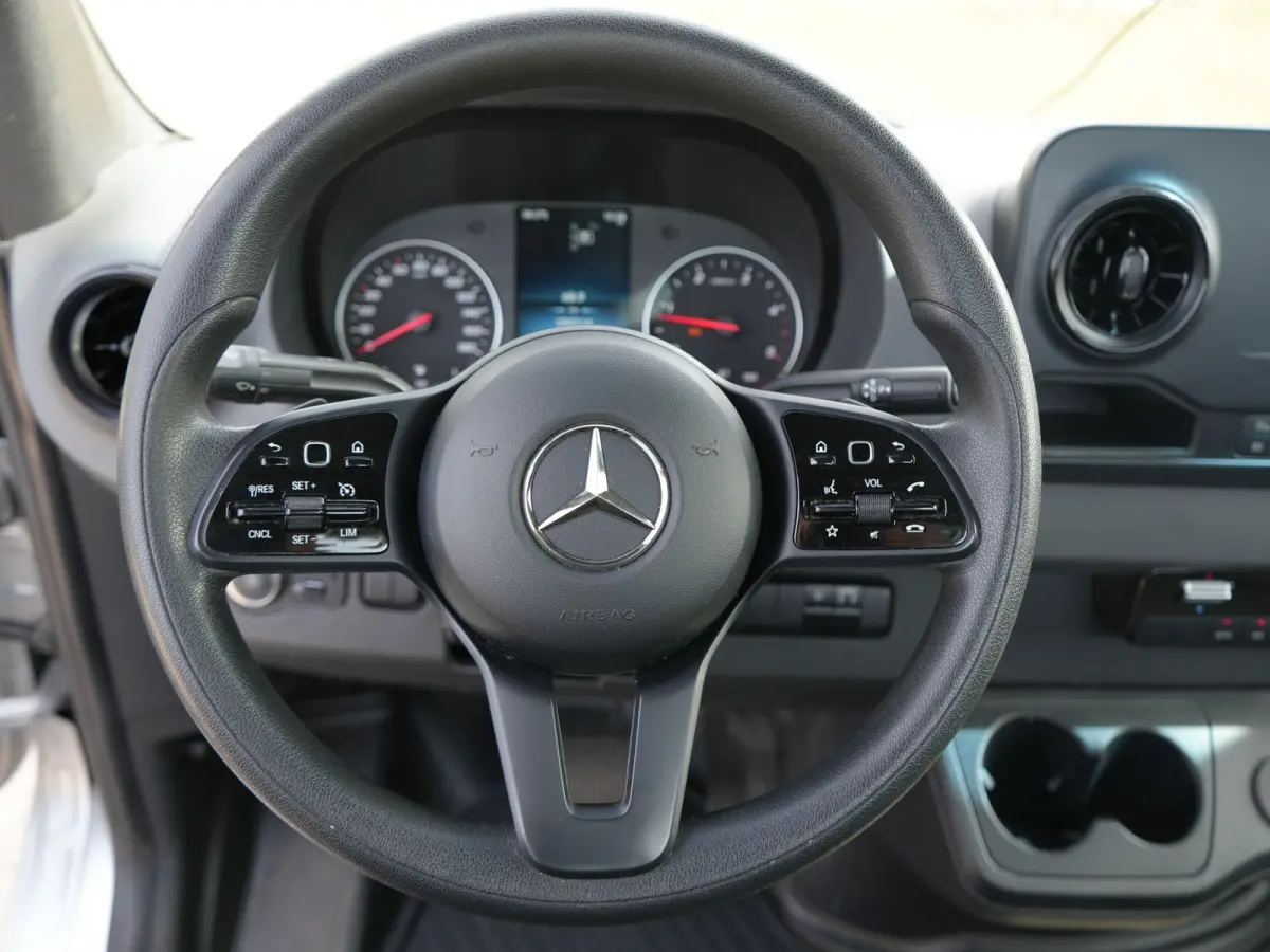 Oprijwagen 516 2.2 CDI L3 EURO VI-D TIJHOF opbouw | Luchtvering | Apple Carplay | Tachograaf | Trekhaak | Ingebouwde Startkabels | Navigatie | DAB |