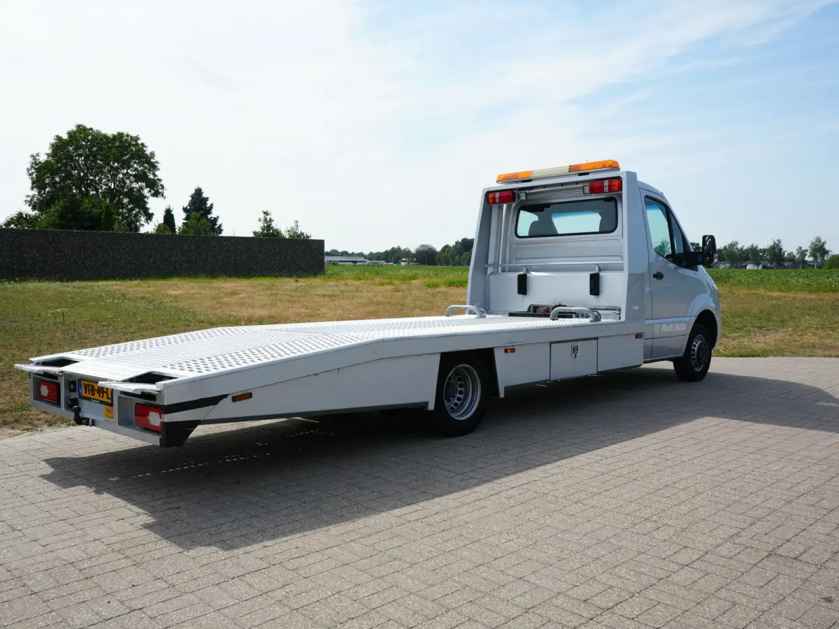 Oprijwagen 516 2.2 CDI L3 EURO VI-D TIJHOF opbouw | Luchtvering | Apple Carplay | Tachograaf | Trekhaak | Ingebouwde Startkabels | Navigatie | DAB |