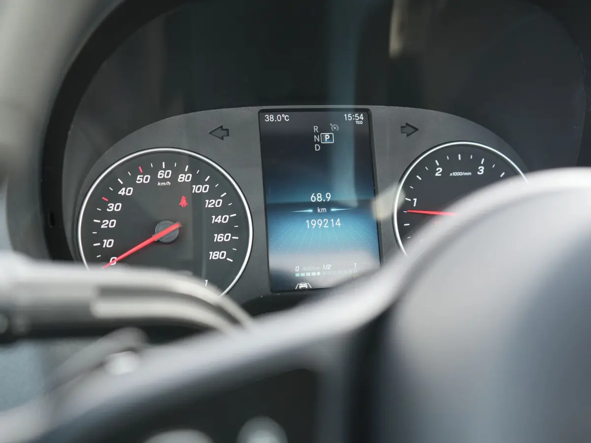 Oprijwagen 516 2.2 CDI L3 EURO VI-D TIJHOF opbouw | Luchtvering | Apple Carplay | Tachograaf | Trekhaak | Ingebouwde Startkabels | Navigatie | DAB |