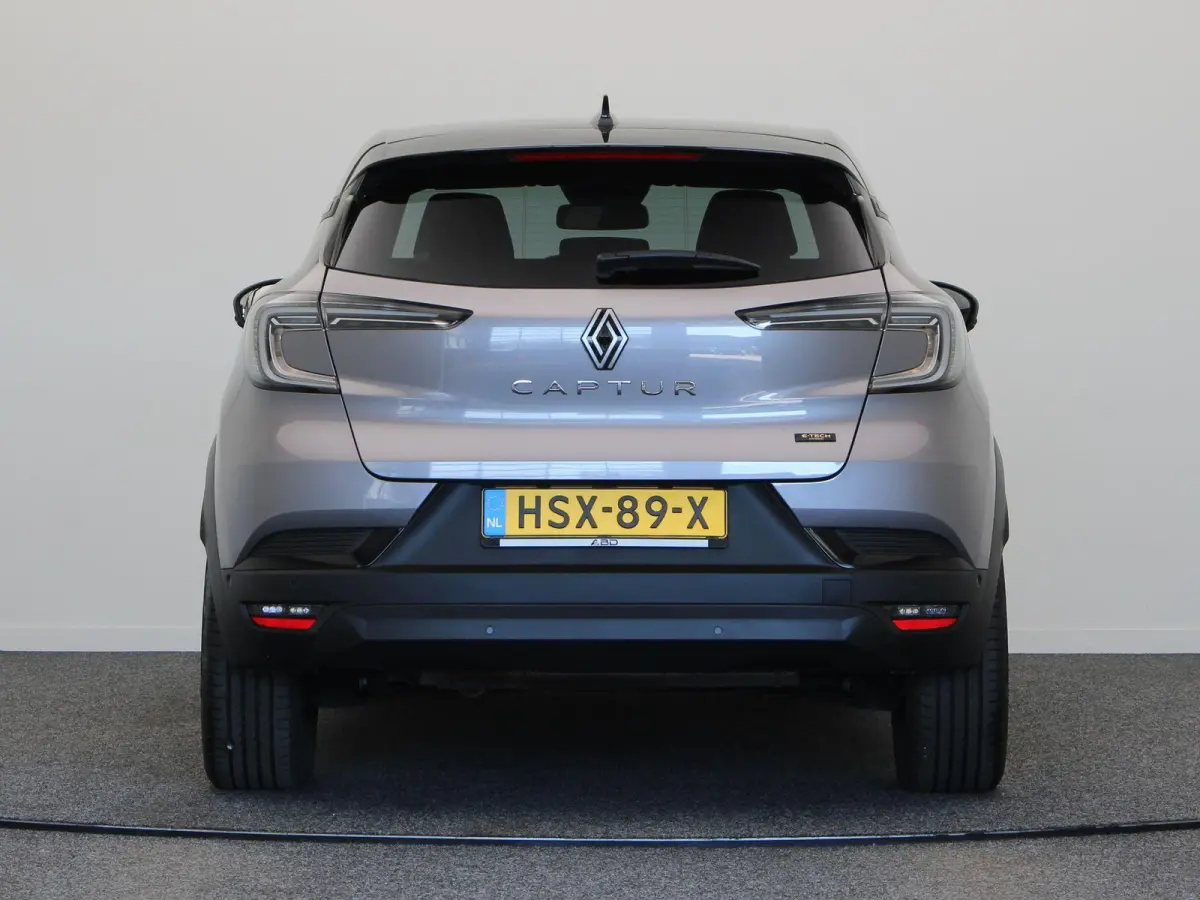 1.6 E-Tech full hybrid 145 techno | Digitaal dashboard | Achteruitrijcamera | Adaptive Cruise | Grootscherm navigatie |