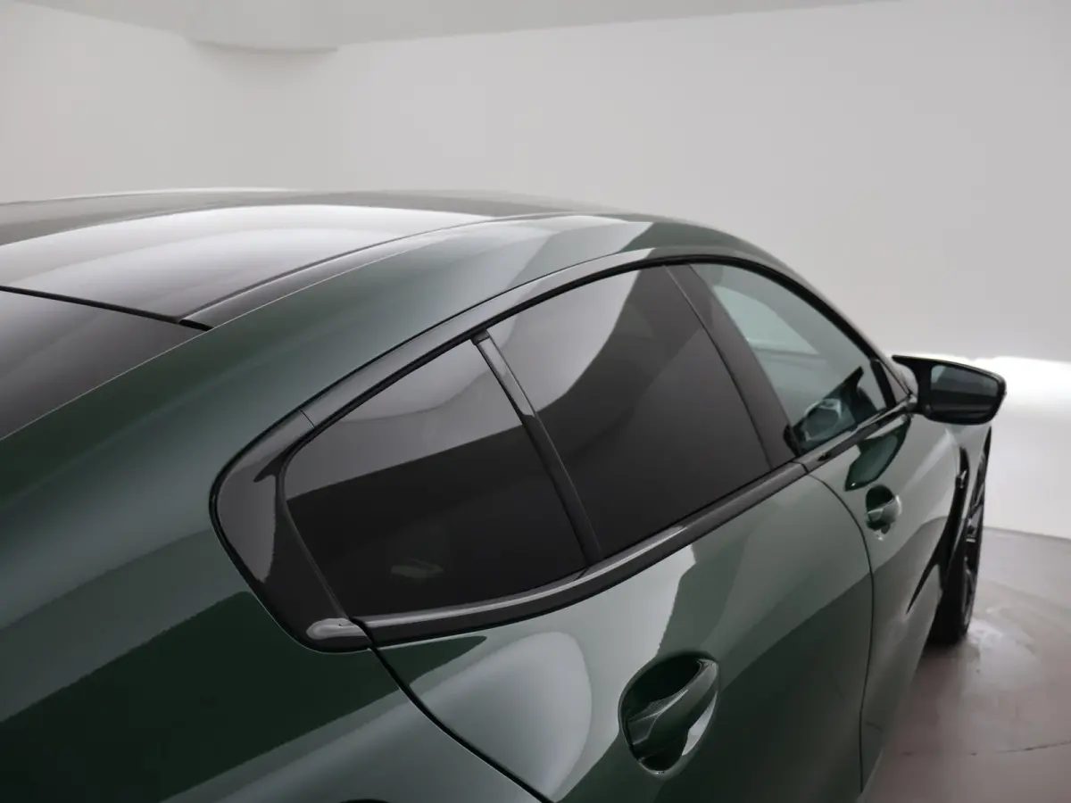 M8 COMPETITION 626 PK IRISH GREEN + BOWERS & WILKINS | KERAMISCHE REMMEN