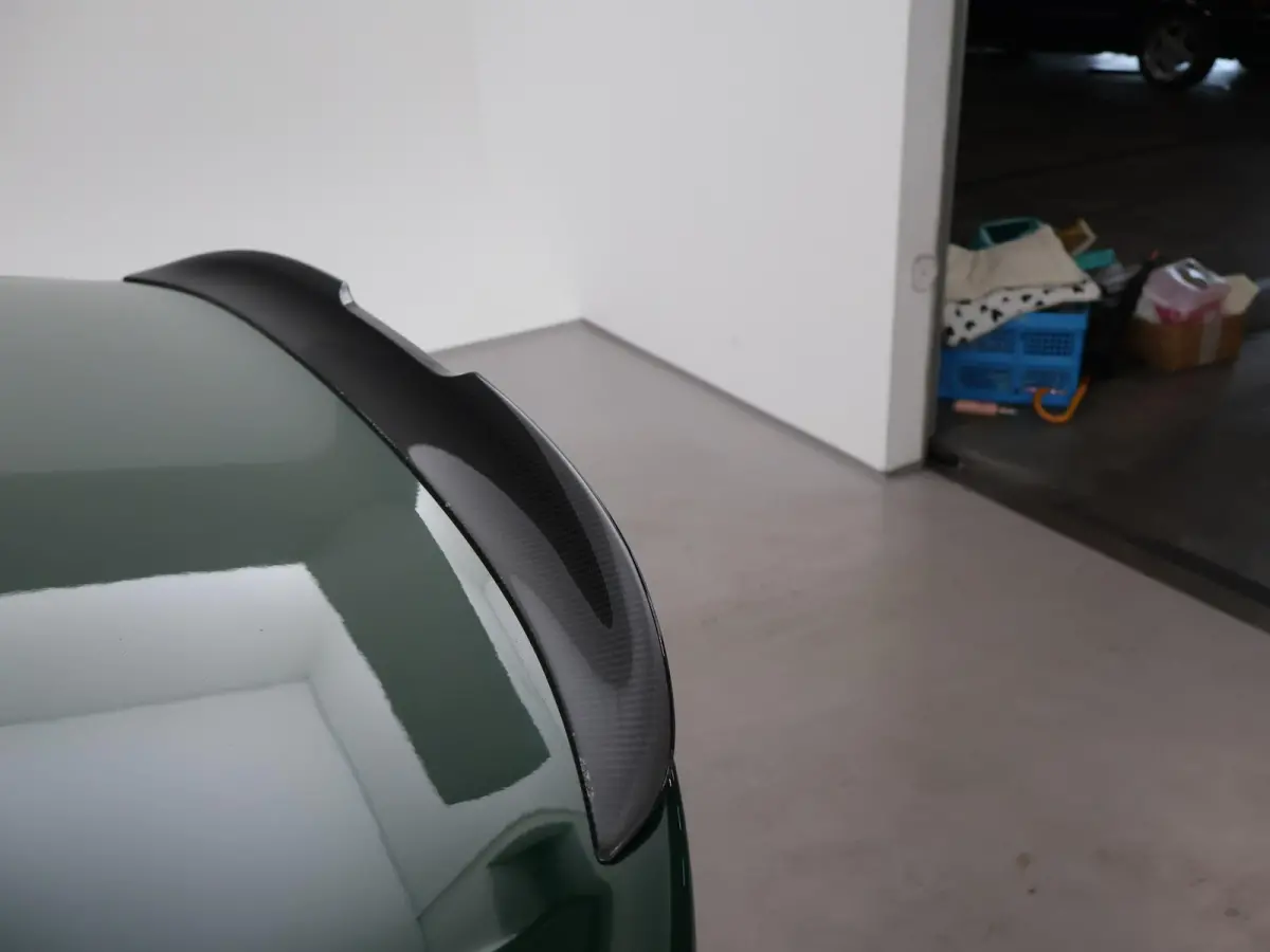 M8 COMPETITION 626 PK IRISH GREEN + BOWERS & WILKINS | KERAMISCHE REMMEN