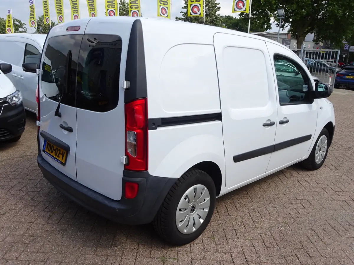 109 CDI AIRCO CRUISE NAVIGATIE