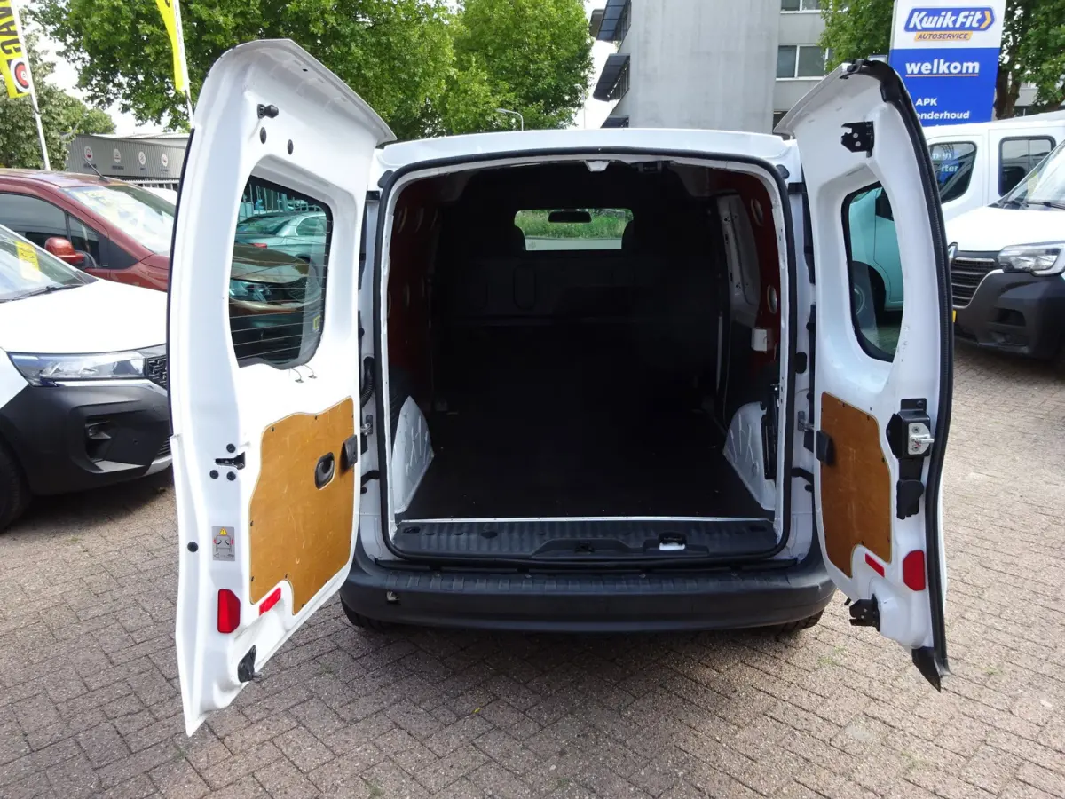 109 CDI AIRCO CRUISE NAVIGATIE
