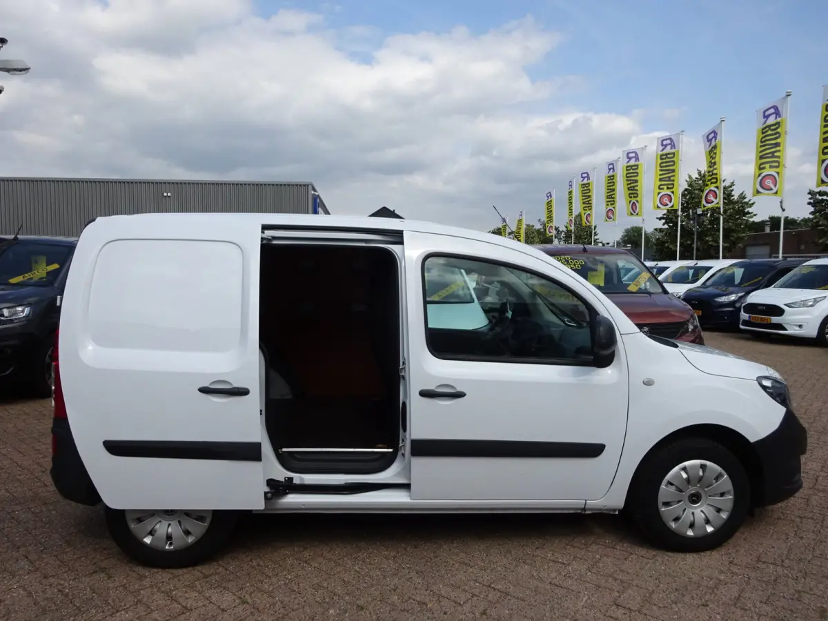 109 CDI AIRCO CRUISE NAVIGATIE