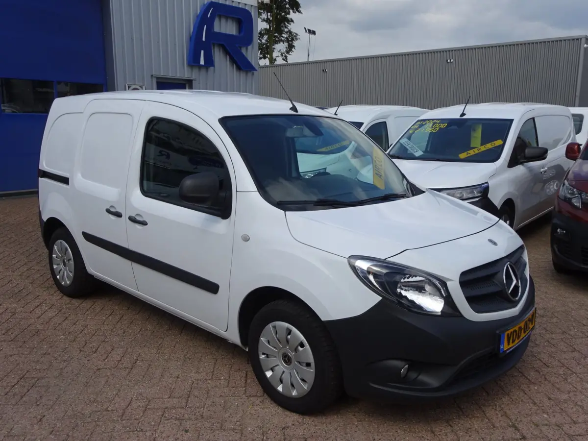 109 CDI AIRCO CRUISE NAVIGATIE