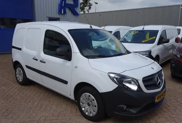 109 CDI AIRCO CRUISE NAVIGATIE