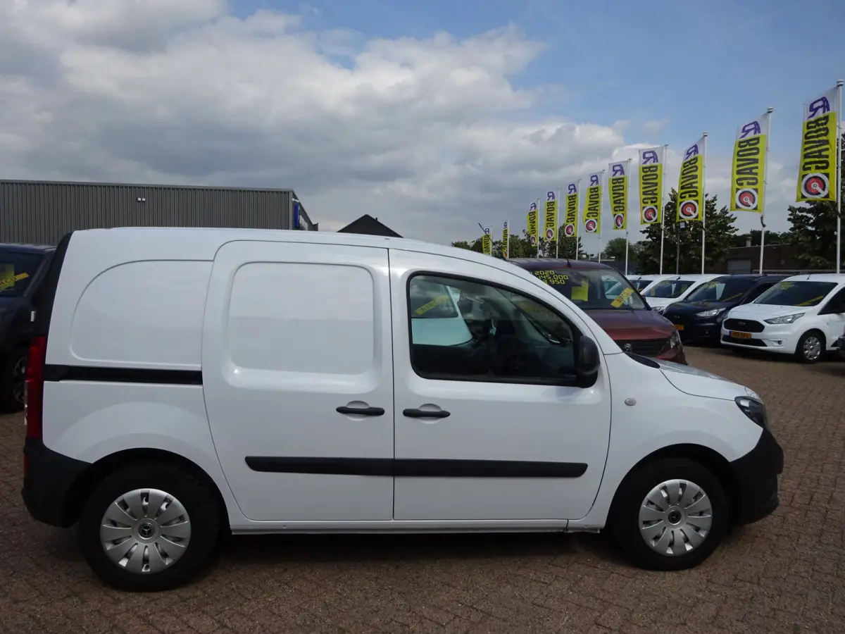 109 CDI AIRCO CRUISE NAVIGATIE