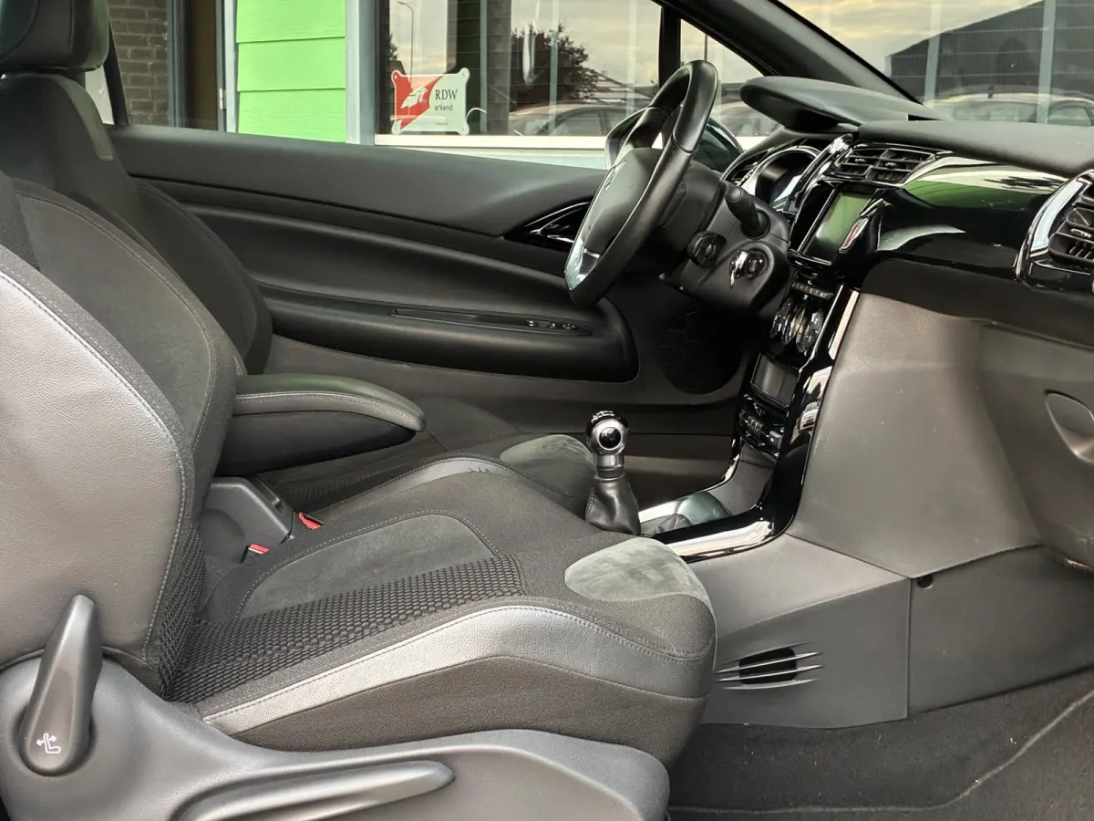 1.2 PureTech So Chic|1e Eigenaar|CruiseControl|Climatronic|NAP|Nieuwe APK|