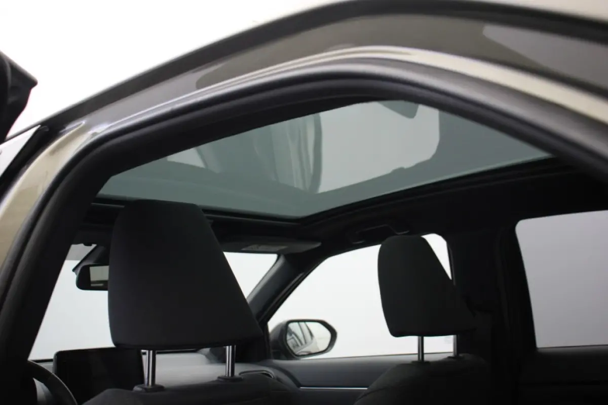 1.5 Hybrid Dynamic - Panorama, Carplay, Camera, Stoelverw. Trekhaak