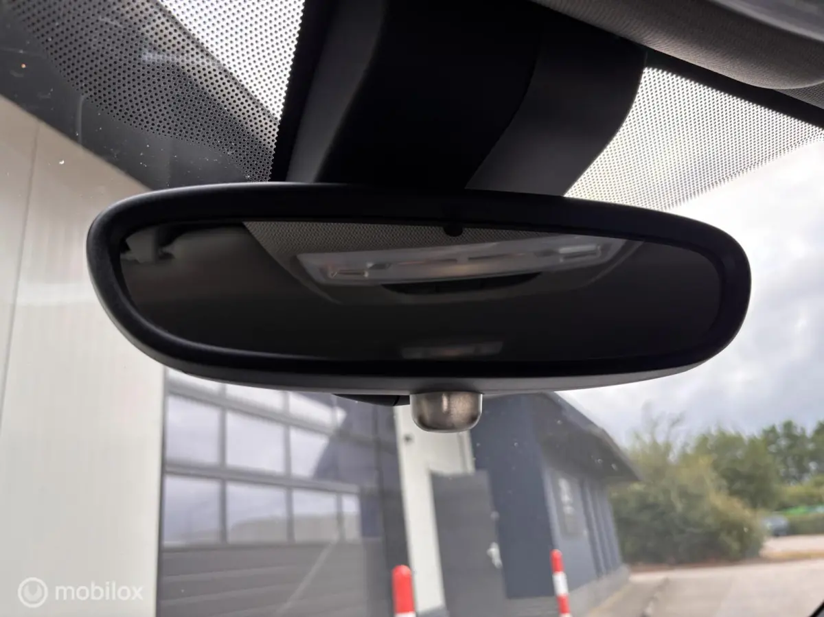 118i Sport Line LCI Camera Leder Navi stoelverw