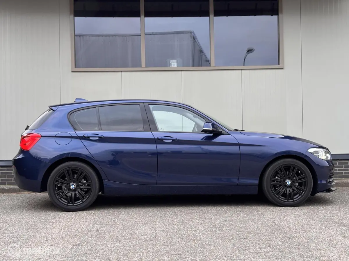 118i Sport Line LCI Camera Leder Navi stoelverw