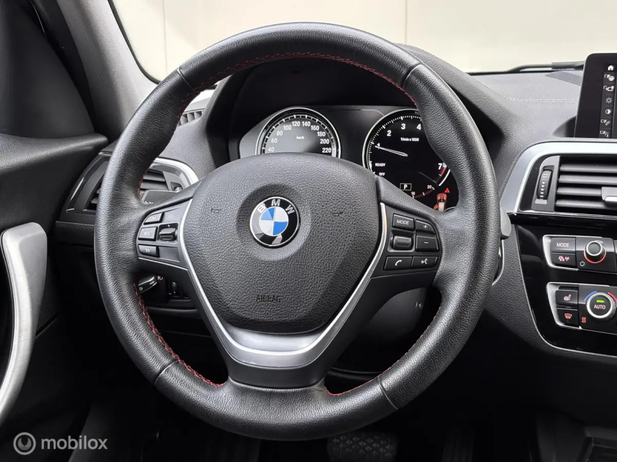 118i Sport Line LCI Camera Leder Navi stoelverw