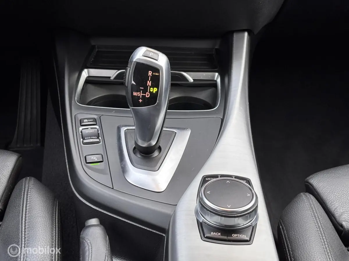118i Sport Line LCI Camera Leder Navi stoelverw