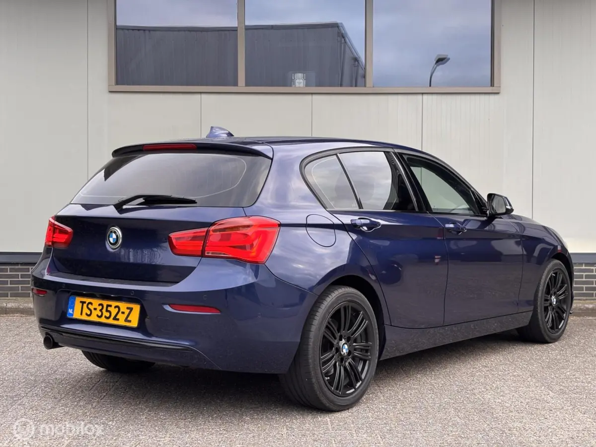 118i Sport Line LCI Camera Leder Navi stoelverw