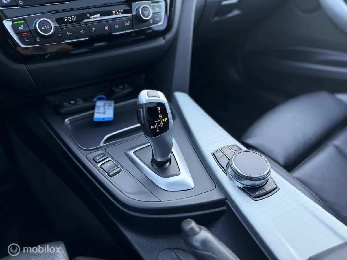 318i M Sport Edition