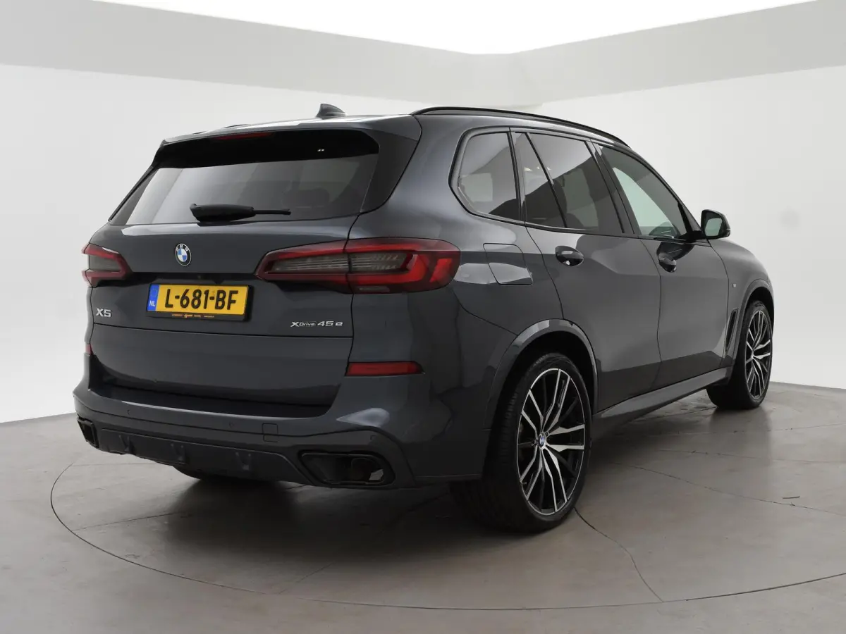 xDrive45e 394 PK H.E. M-SPORT + LUCHTVERING | ADAPTIVE CRUISE | PANORAMA | 360 CAMERA | 22 INCH
