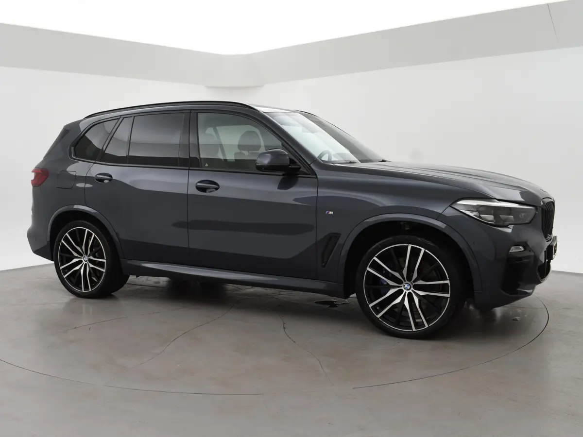 xDrive45e 394 PK H.E. M-SPORT + LUCHTVERING | ADAPTIVE CRUISE | PANORAMA | 360 CAMERA | 22 INCH