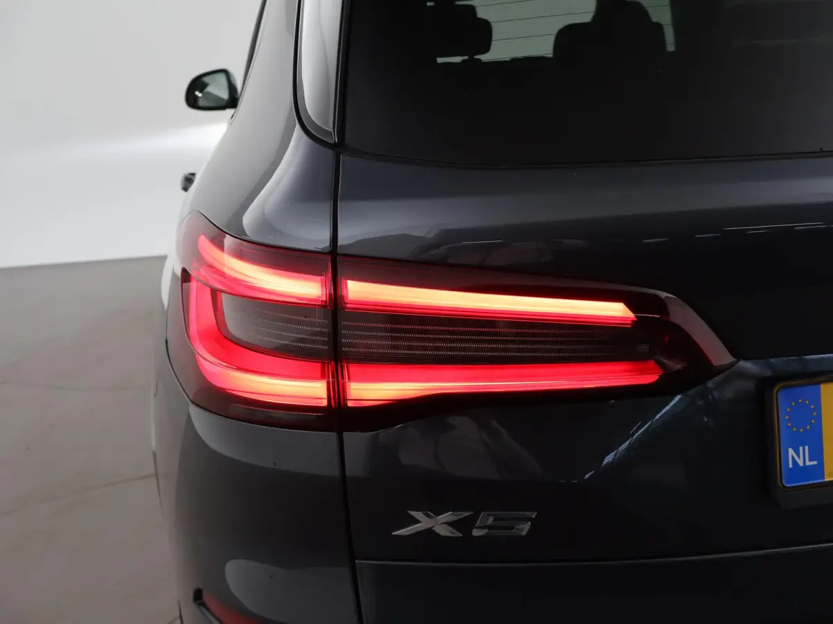 xDrive45e 394 PK H.E. M-SPORT + LUCHTVERING | ADAPTIVE CRUISE | PANORAMA | 360 CAMERA | 22 INCH