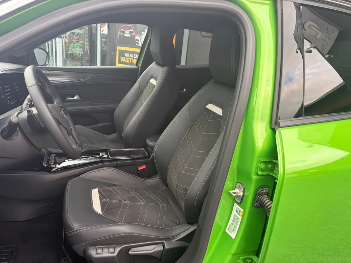 1.2 Turbo Ultimate | Massage | 360 | Leder / Alcantara / CarPlay