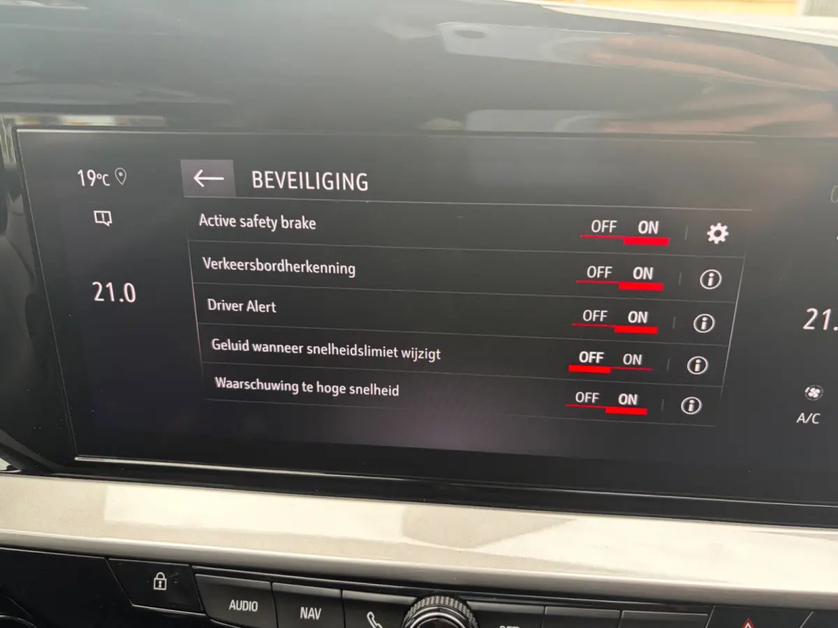 1.2 Turbo Ultimate | Massage | 360 | Leder / Alcantara / CarPlay