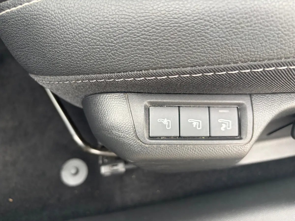 1.2 Turbo Ultimate | Massage | 360 | Leder / Alcantara / CarPlay