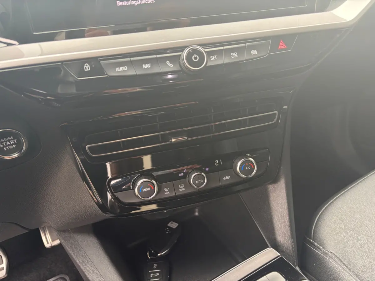 1.2 Turbo Ultimate | Massage | 360 | Leder / Alcantara / CarPlay