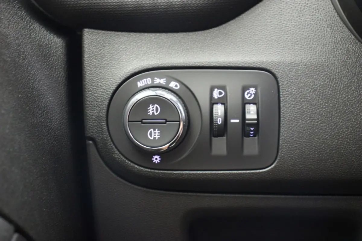 1.2 Turbo Innovation - Carplay, Cruise, Clima, Trekhaak