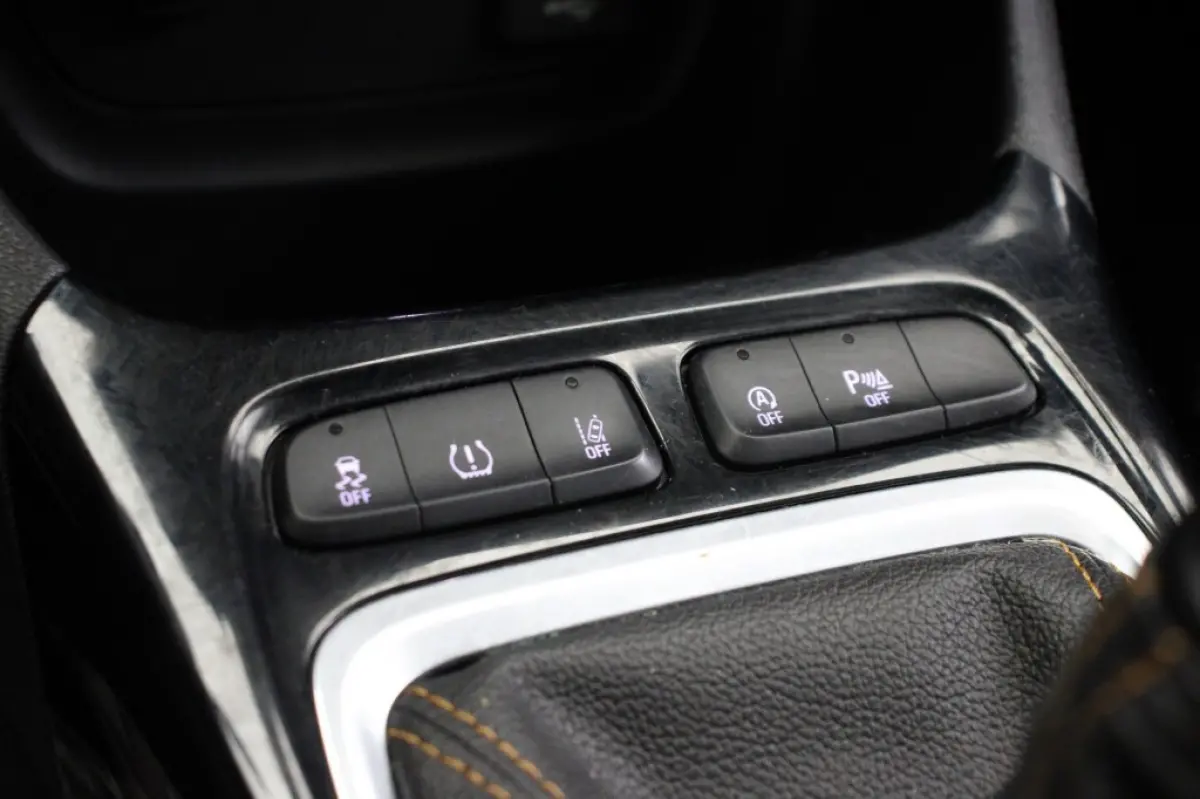 1.2 Turbo Innovation - Carplay, Cruise, Clima, Trekhaak