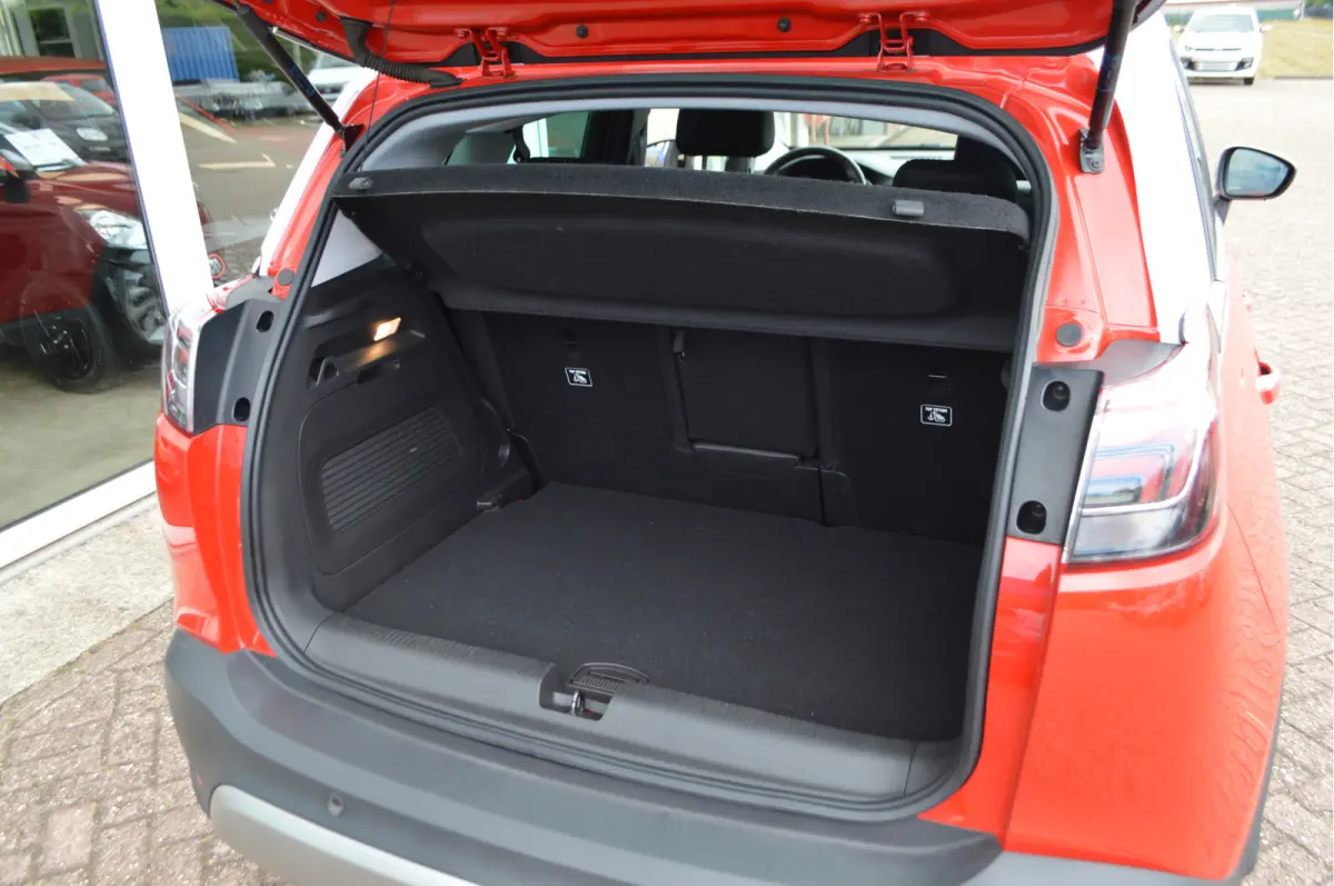 1.2 Turbo Innovation | Trekhaak | Bi-Tone | Leder | Navi