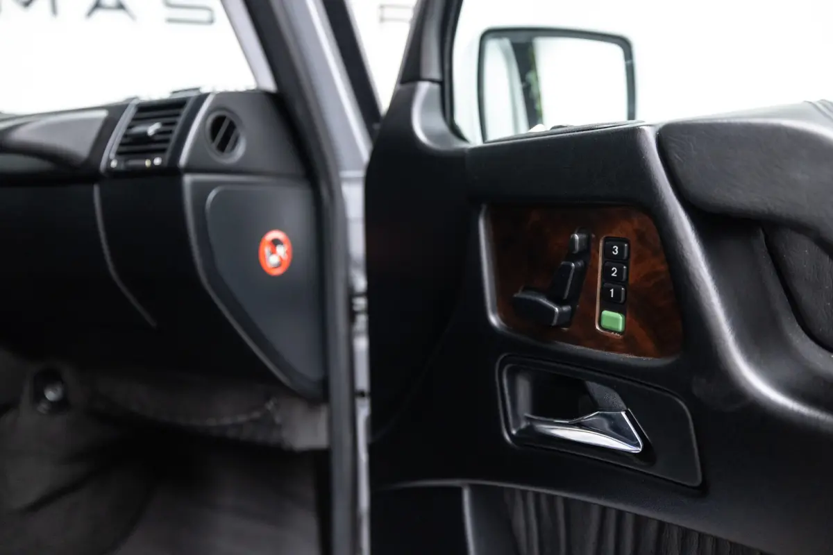 500 Lang Fiscale waarde € 18.000,-   YOUNGTIMER !