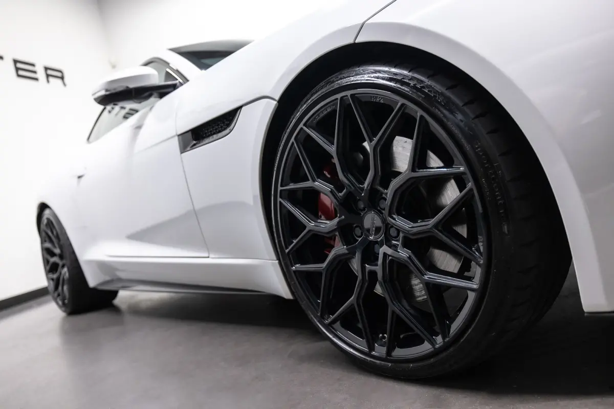 5.0 V8 R