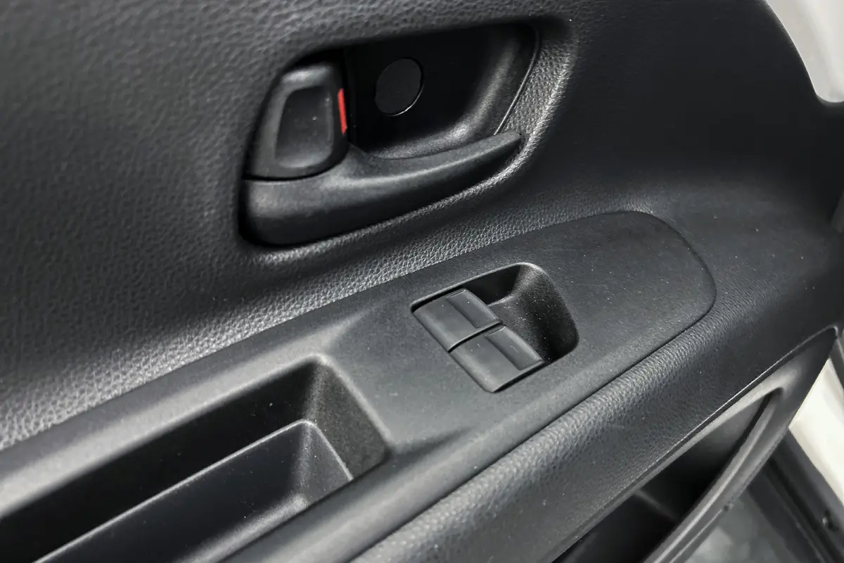 1.0 VVT-i MT | Apple Carplay | Airco | Cruise control