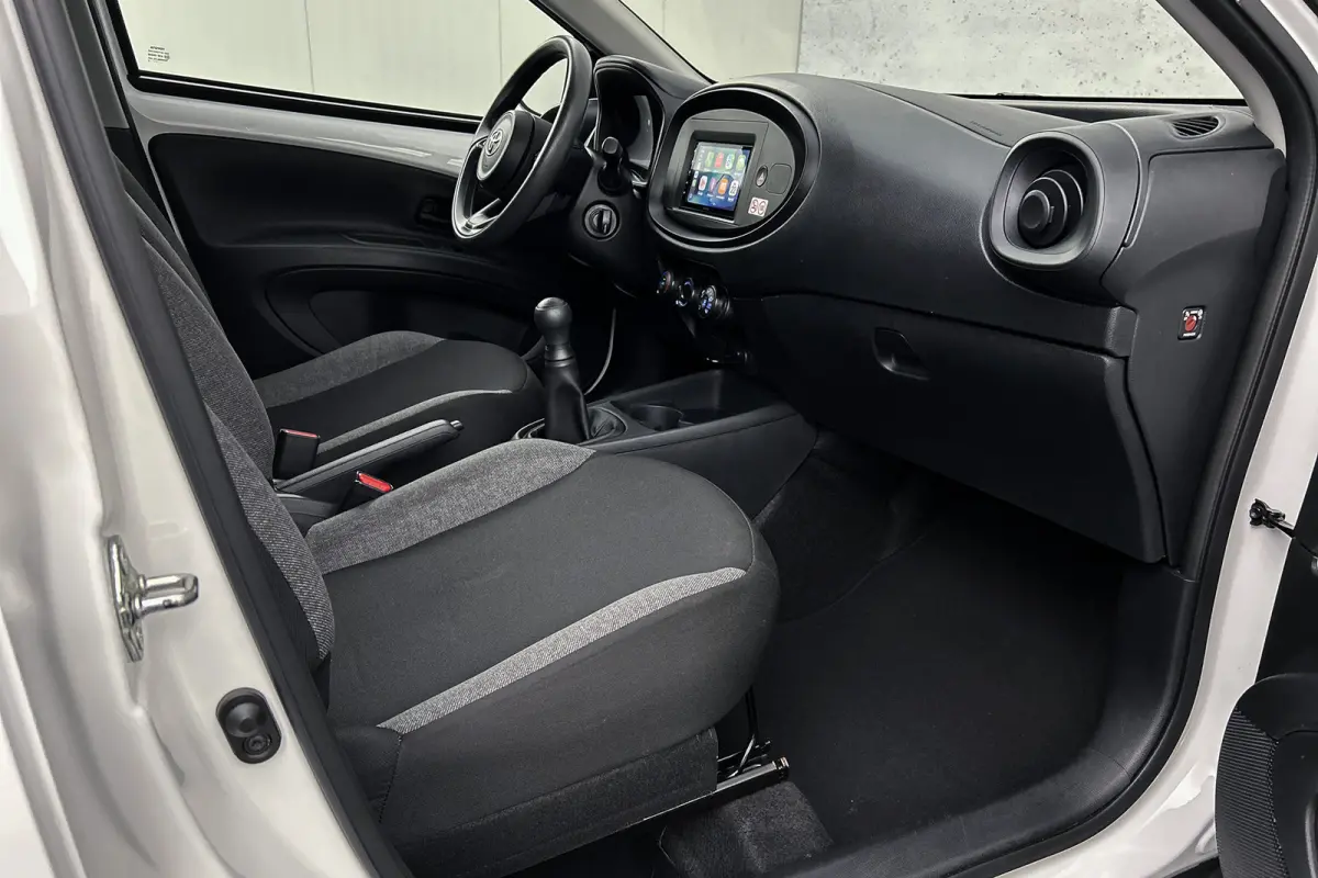 1.0 VVT-i MT | Apple Carplay | Airco | Cruise control