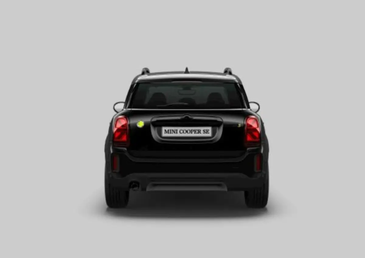 Cooper ALL4 Active Cruise Control - Elektrisch verwarmde/verstelbare stoelen - Comfort acces - Driving Assistant - Head up - Getinte ruiten - Achteruitrijcamera - MINI Navigatiesysteem -