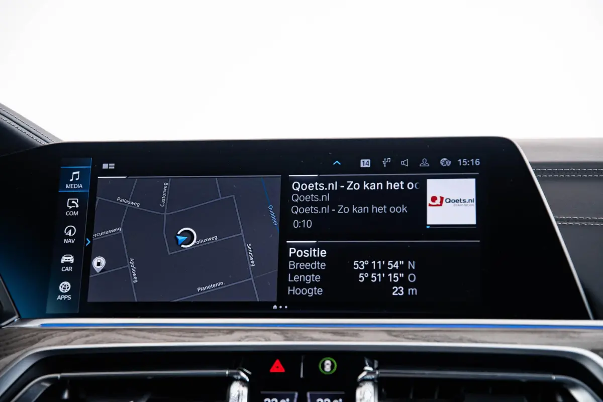 xDrive45e Driving Assistant Professional - Harman kardon - Head up - BMW Laserlight - Comfort Access - Warmte Comfort Pack - Comfortstoelen - Akoestische ramen - Parking Assistant Plus -
