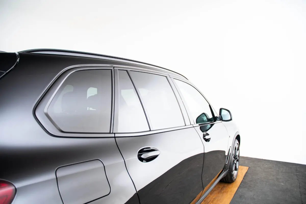 xDrive45e Driving Assistant Professional - Harman kardon - Head up - BMW Laserlight - Comfort Access - Warmte Comfort Pack - Comfortstoelen - Akoestische ramen - Parking Assistant Plus -