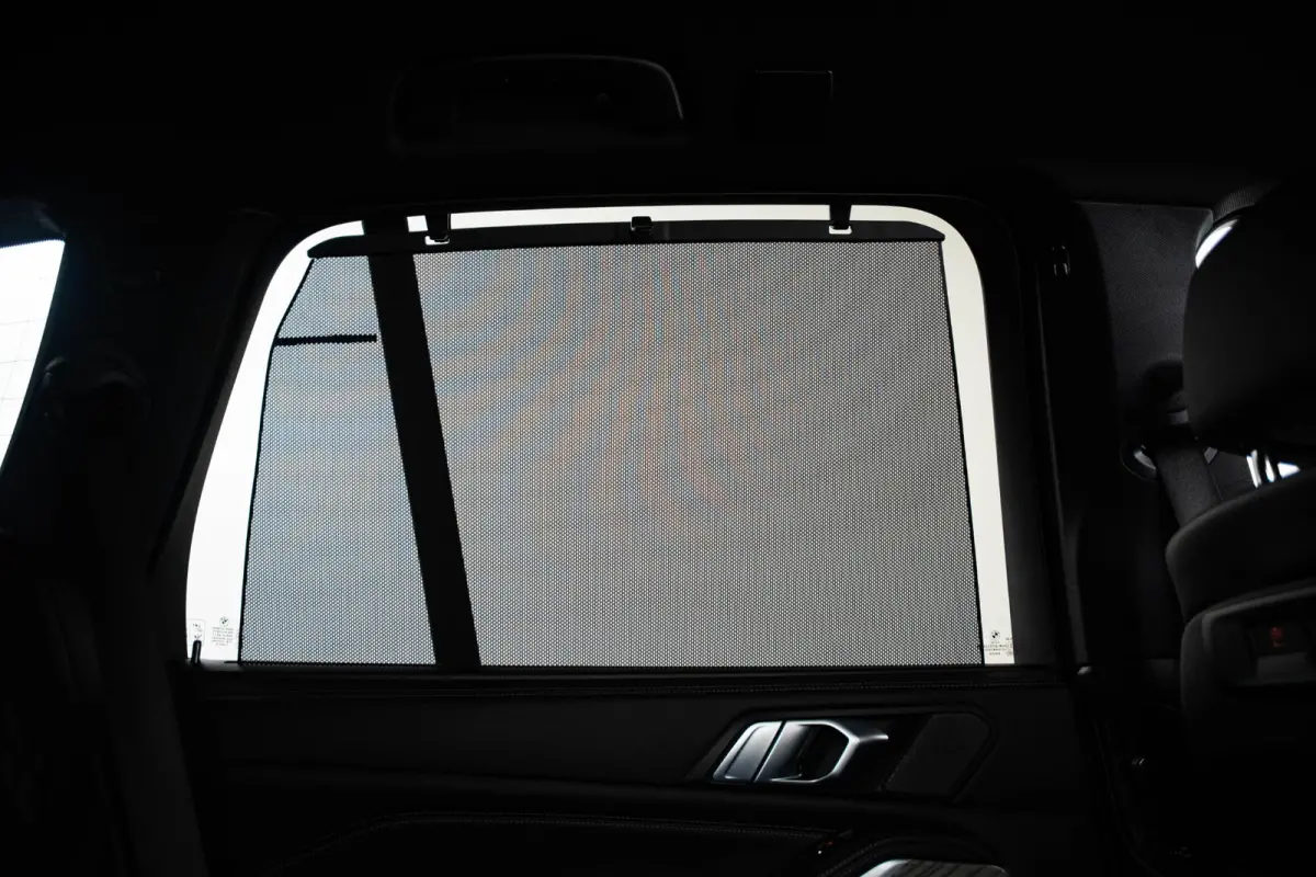 xDrive45e Driving Assistant Professional - Harman kardon - Head up - BMW Laserlight - Comfort Access - Warmte Comfort Pack - Comfortstoelen - Akoestische ramen - Parking Assistant Plus -