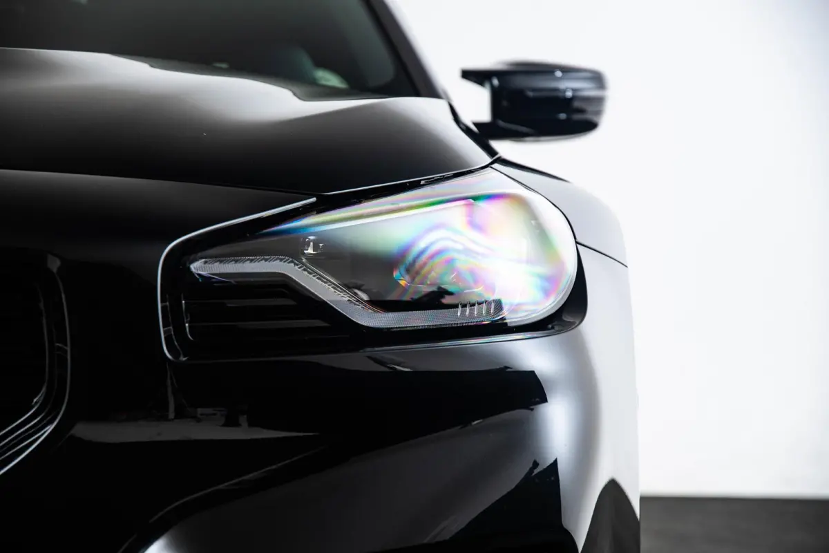 M2 Parking/Driving Assistant - Active Cruise Control - Harman Kardon - Ambiance verlichting - Stuurwielrand verwarmd - Elektrische verstelbare/verwarmde stoelen - Comfort Acces